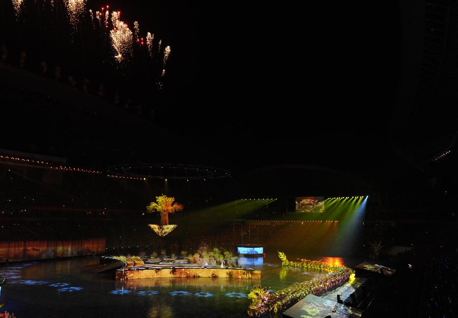 （中国-东盟博览会）（2）“大地飞歌·2012”唱响绿城南宁