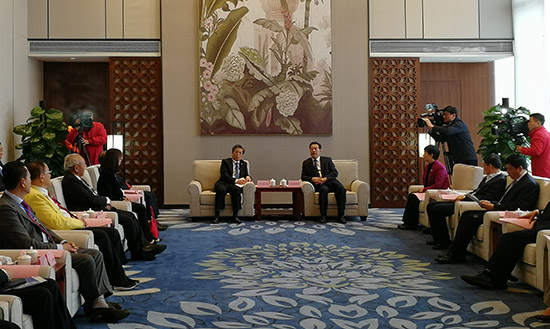 Mayor of Dezhou Met with ACC Secretary-General Chen Dehai