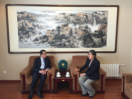 ACC Secretary-General Met with Vietnamese Ambassador to China 