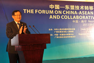 万钢：中国与东盟可探索共建科技园区